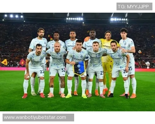 罗马主场迎战国米大名单公布迪巴拉领衔科内多夫比克在列 罗马主场迎战国米大名单公布迪巴拉领衔科内多夫比克在列