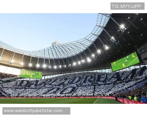 坎贝尔回忆热刺球迷攻击事件称无人道歉与菲戈遭遇相似 坎贝尔回忆热刺球迷攻击事件称无人道歉与菲戈遭遇相似