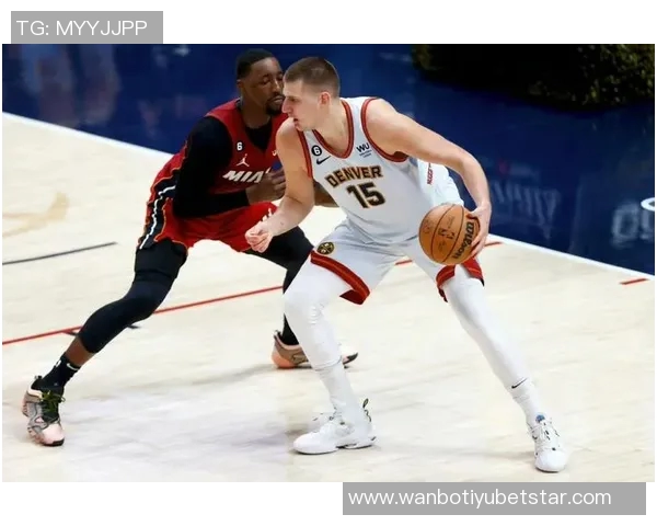 约基奇成NBA历史首位三项数据均列赛季前3的球员掘金揭幕战引关注 约基奇成NBA历史首位三项数据均列赛季前3的球员掘金揭幕战引关注