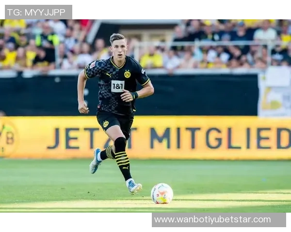 施洛特贝克渴望顶级球队青睐多特计划明夏引进安塞尔米诺 施洛特贝克渴望顶级球队青睐多特计划明夏引进安塞尔米诺