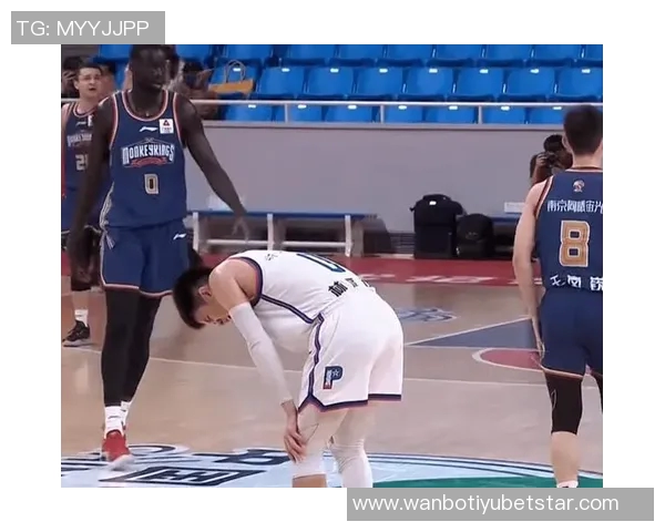 林庭谦半场表现平平10投仅3中拿下7分2篮板2助攻正负值惨淡27 林庭谦半场表现平平10投仅3中拿下7分2篮板2助攻正负值惨淡27