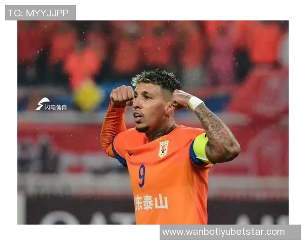 瓦科制造点球机会却被赵博扑出泰山与浙江依然战成平局