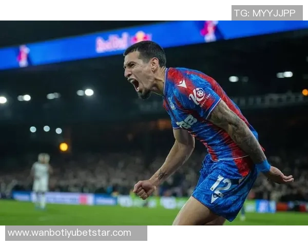 费迪南德调侃卡拉格世界杯票价引发热议卡拉格机智回应不甘示弱 费迪南德调侃卡拉格世界杯票价引发热议卡拉格机智回应不甘示弱